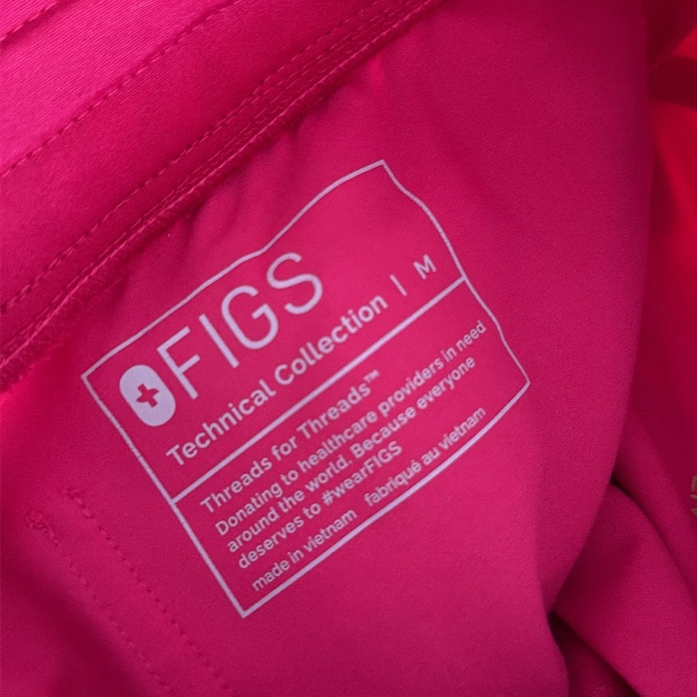 Figs Scrubs Pink - Picture 2 of 3